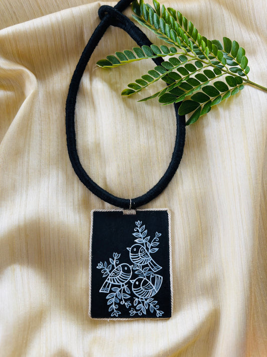Black and White Folk Motif Necklace